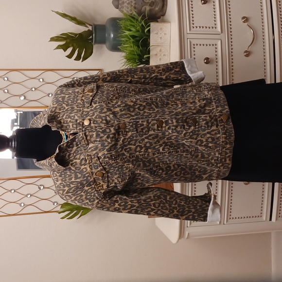 easel Jackets & Coats Cheetah Print Jacket Poshmark